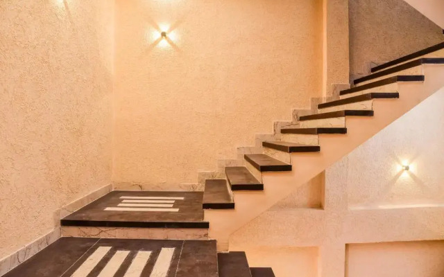 Hotel Manglam Palace by OYO Rooms