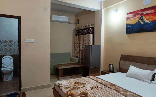 Hotel Vrindavan Palace