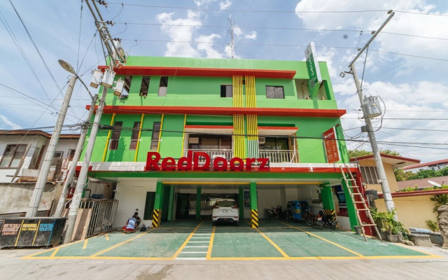 RedDoorz near Notre Dame University Gensan