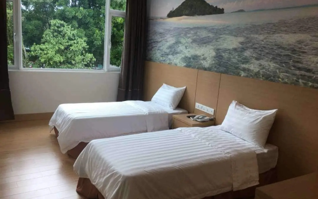 D Arc Hotel