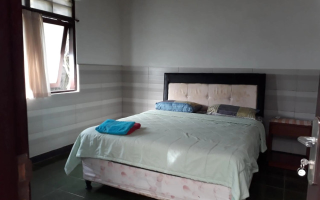 Manuh Guest House