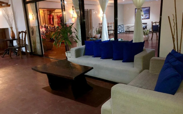Cherinicole Beach Resort