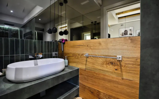 Corte Sospesa Guest House & Spa