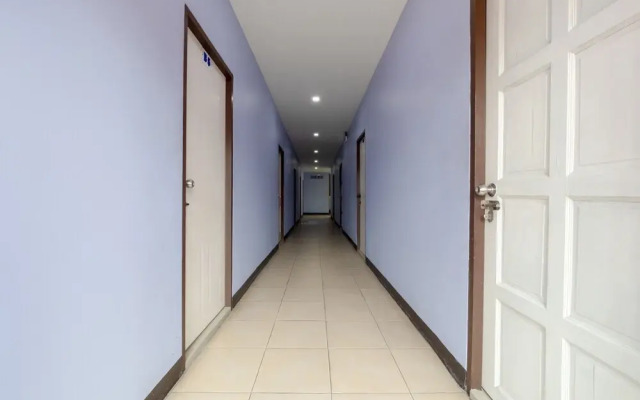 OYO 1030 Cd Mansion