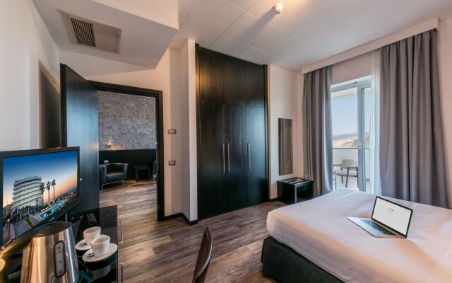 Отель Sea Lion Hotel Италия, Монтезильвано - отзывы, цены и фото номеров - забронировать отель Sea Lion Hotel онлайн комната для гостей