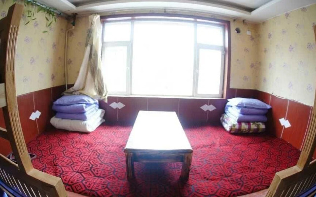 Xining Decuoji Youth Hostel