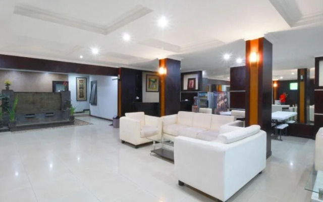 The Feli Hotel