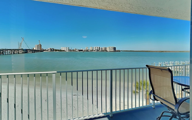 Lovers Key Beach Club 202
