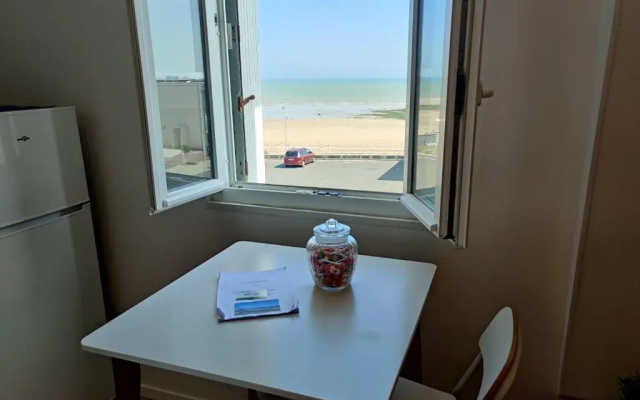 F2 - 30m2 Face a la Mer (Adults Only)