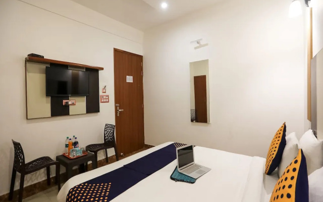 Hotel Deluxe Inn