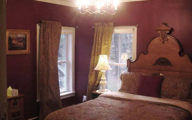 Bartlett Inn