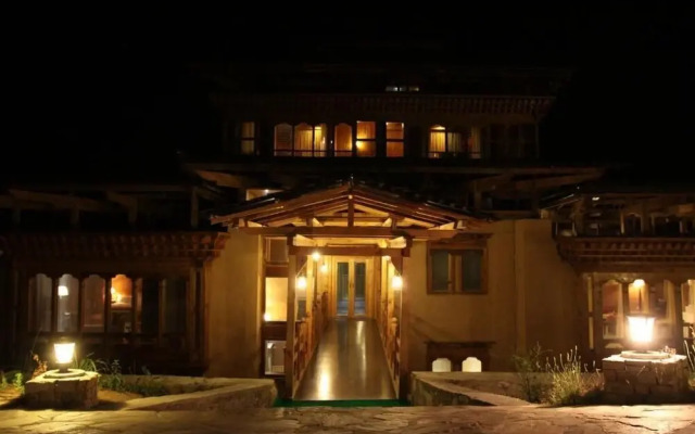 hotelImage