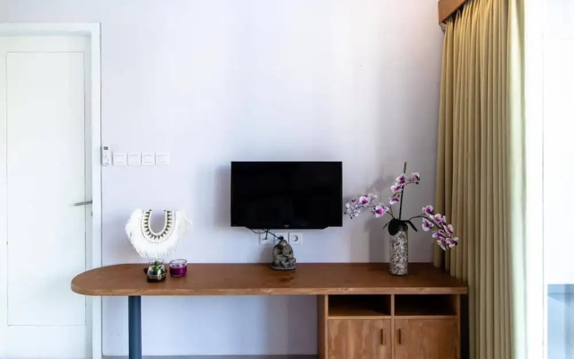 Three Bedroom Villa In Seminyak Wbreakfast