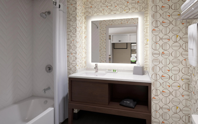 Holiday Inn Los Angeles - LAX Airport by IHG