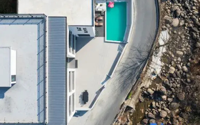 MOXI Family Slide Vacation Boutique Stay (Shenxi Water Park)