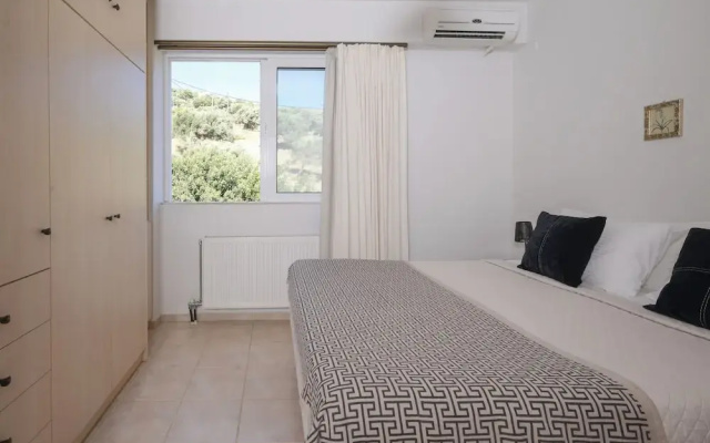 Antonis Apts - Physio Fitness Retreats