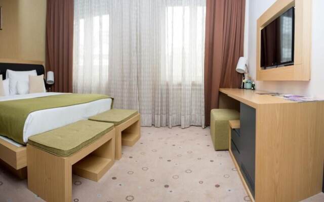 Отель Atera Business Suites Сербия, Белград - отзывы, цены и фото номеров - забронировать отель Atera Business Suites онлайн комната для гостей