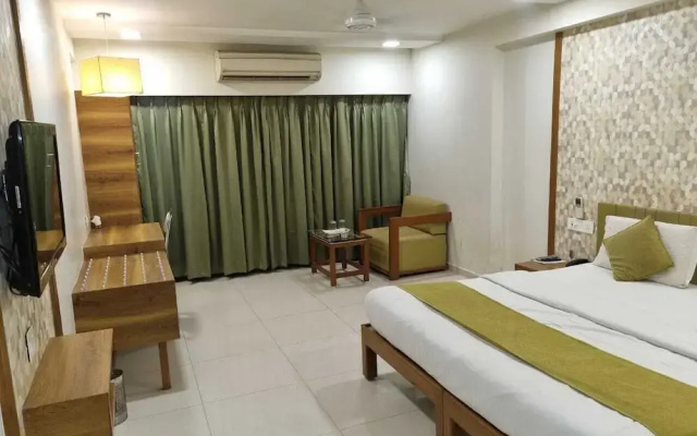 HOTEL PRUDENT - Vadodra