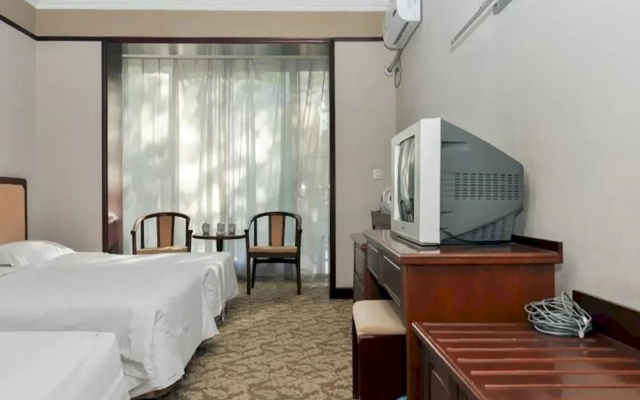 Dehuimen Hotel