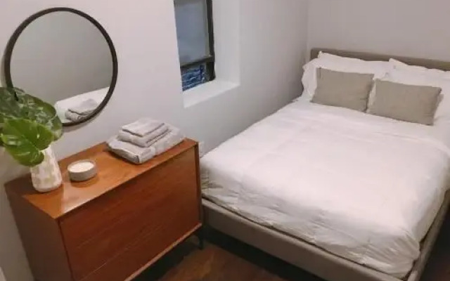 Gershwin Theatre 30 Day stays