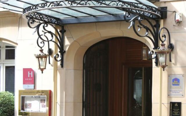 Отель Best Western Premier Trocadero La Tour вид на фасад