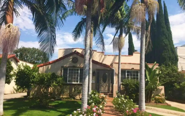 Cozy 2 Bedroom Guesthouse In Beverly Hills