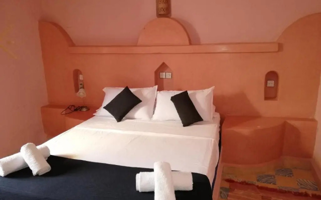 RIAD dar POUBLANC