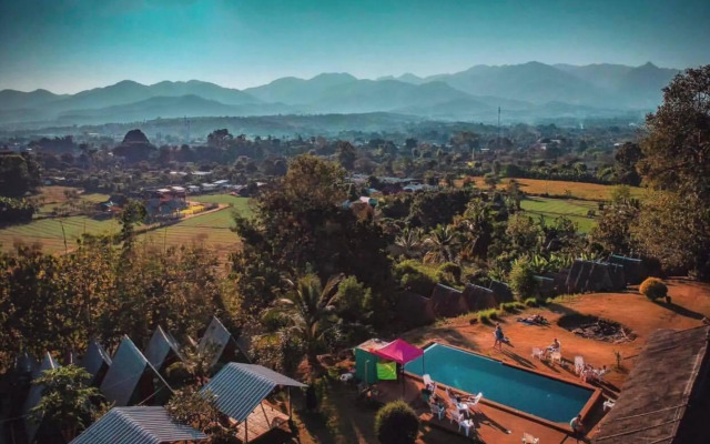Pai Circus School and Resort