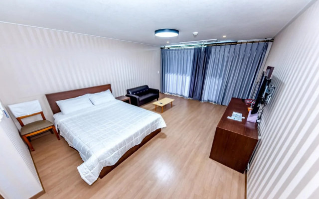 Chilsimni Hotel