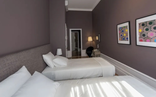 Guesthouse Bonjardim Suites