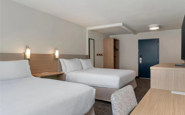 Spark by Hilton Watertown