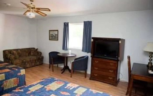 The Clansman Motel