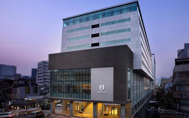 Hotel PJ Myeongdong вид на фасад