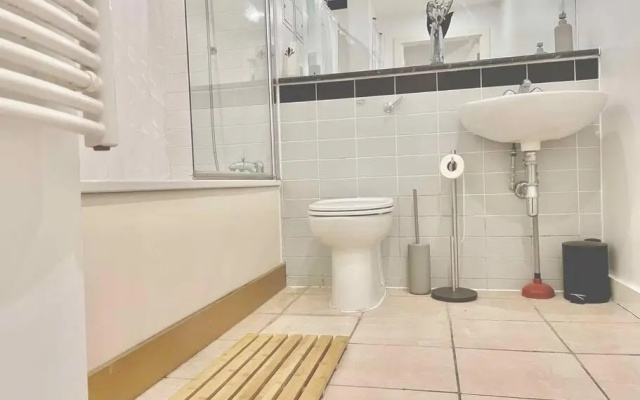 2 Bedroom Luxury Leicester City Centre entire Apartment!