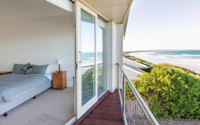 Ruby's Beachfront