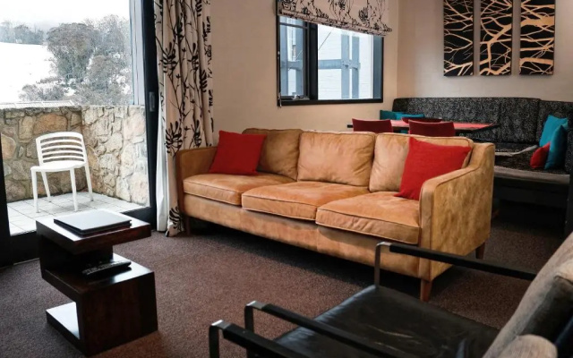 Squatter's Run Apartments