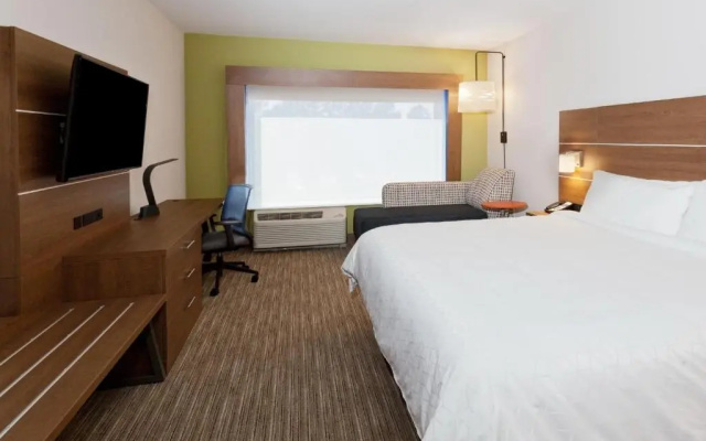 Holiday Inn Express Fayetteville