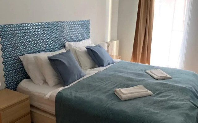 HI Downtown Apartment A12