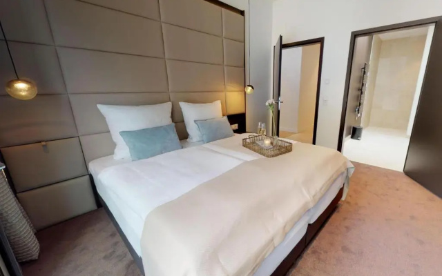 White Pearl Apartment 4.10