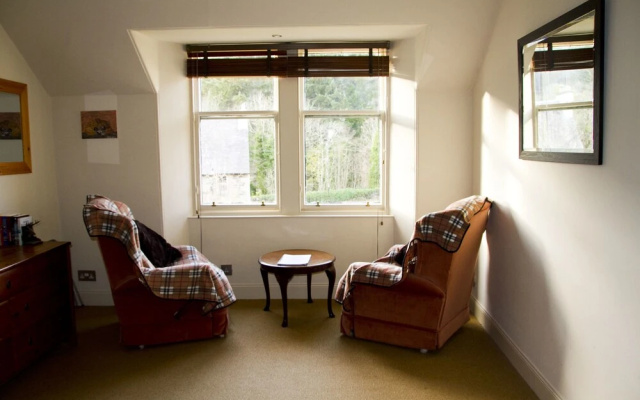 Airlie House B&B