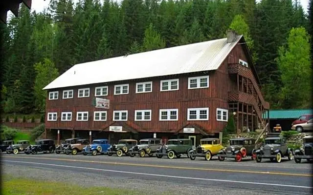 Bear Creek Lodge