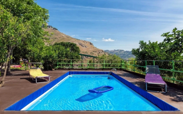 Medea Residence