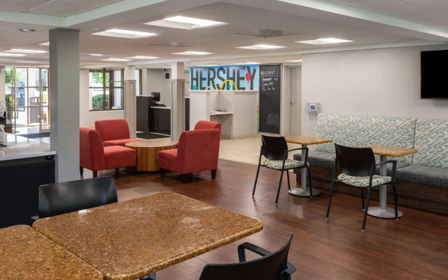 Red Lion Inn & Suites Hershey