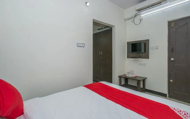 OYO 26817 Gks Residency