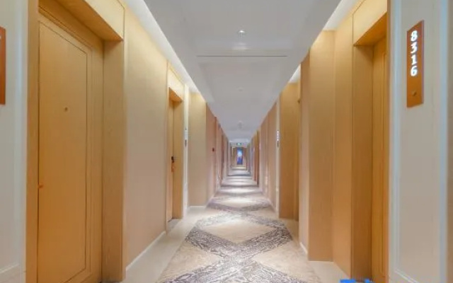 Vienna Hotel (Suzhou Railway Station Port Middle Road)