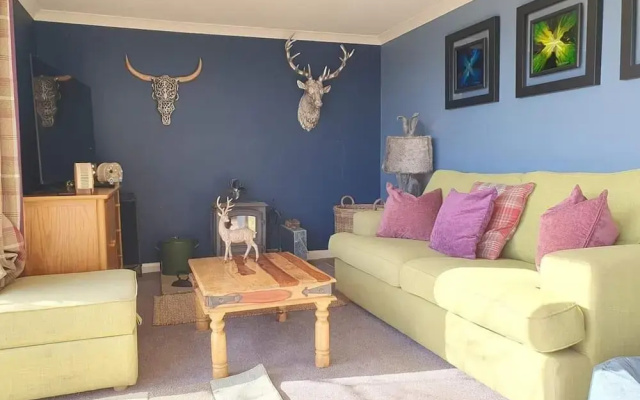 2bed Chalet Sleeps 5 - Dogs Free, Parking, Seaview