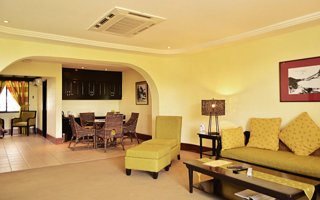 Thunderbird Resorts - Rizal