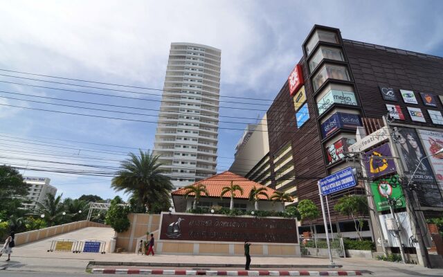 Отель View Talay 6 Pattaya Beach Condominium By Honey Паттайя вид на фасад