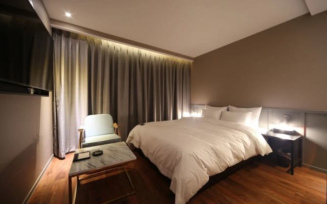 Frenchcode Hotel