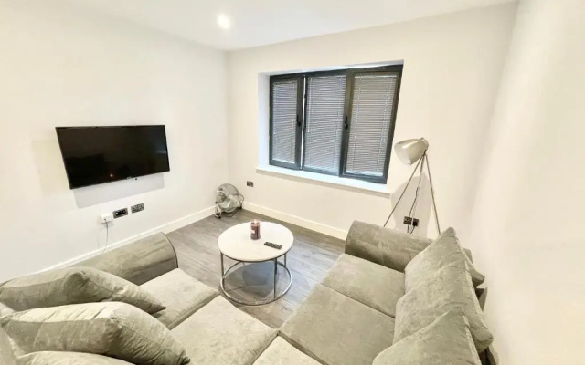D  D Luxury Apartments